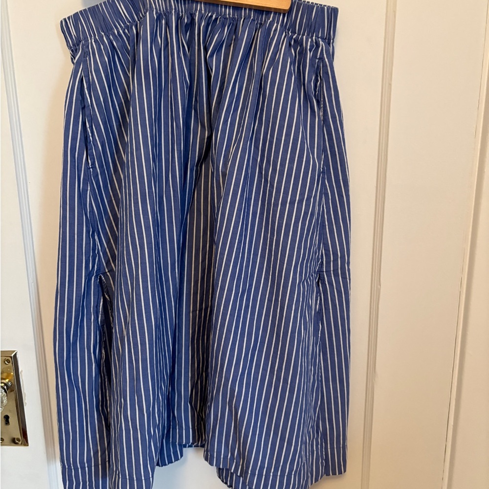 Old Navy Blue and White Vertical-Striped A-Line Skirt